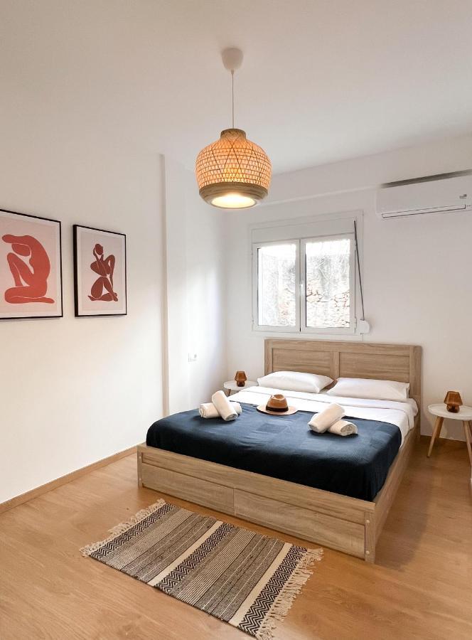 Comfy 2 Bdr Apt In Petralona - Next To Metro Атина Екстериор снимка