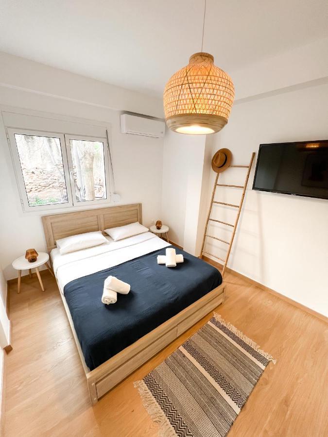 Comfy 2 Bdr Apt In Petralona - Next To Metro Атина Екстериор снимка