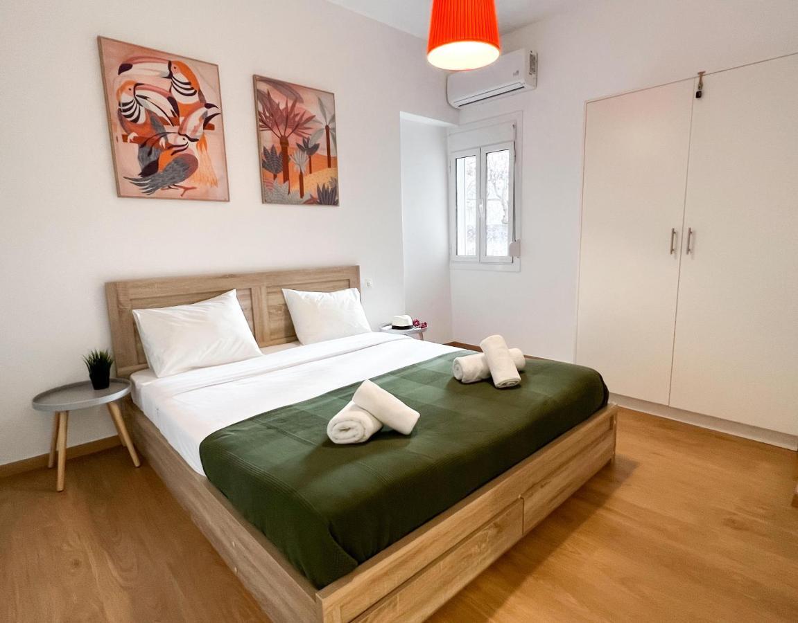 Comfy 2 Bdr Apt In Petralona - Next To Metro Атина Екстериор снимка