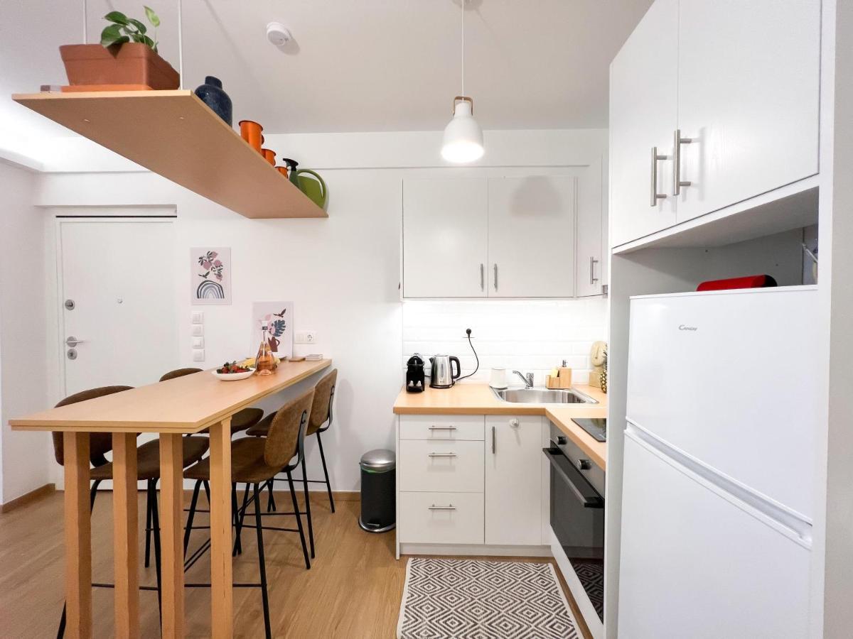 Comfy 2 Bdr Apt In Petralona - Next To Metro Атина Екстериор снимка