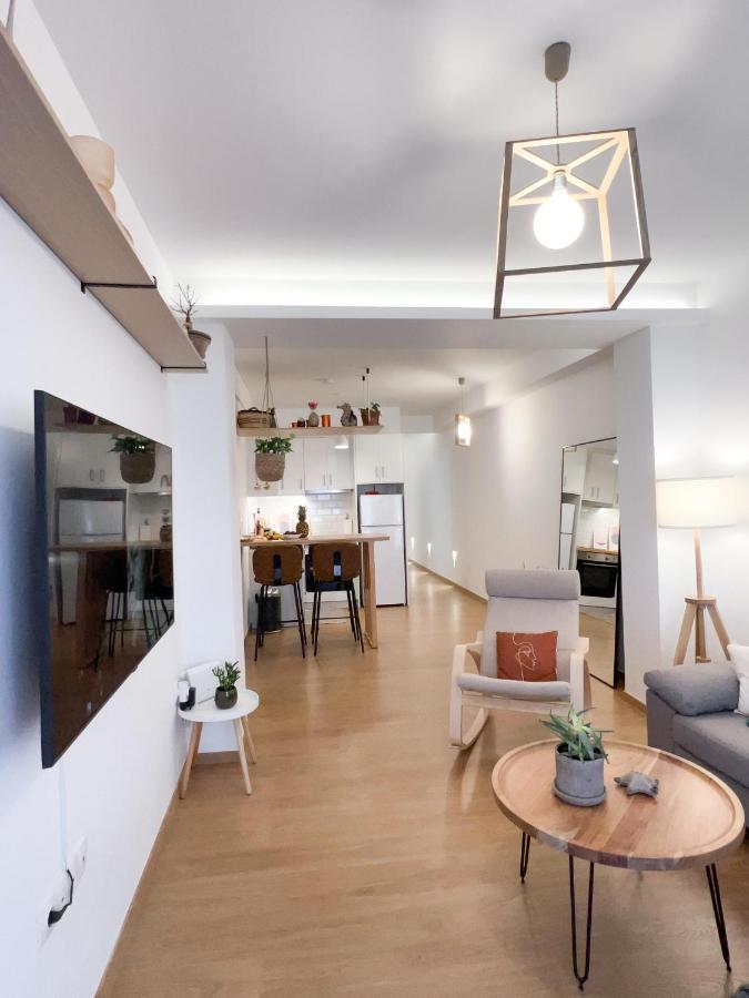 Comfy 2 Bdr Apt In Petralona - Next To Metro Атина Екстериор снимка